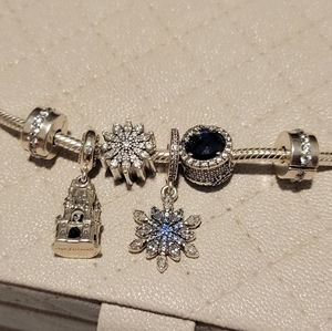 Fantasy Snowflake Charm set